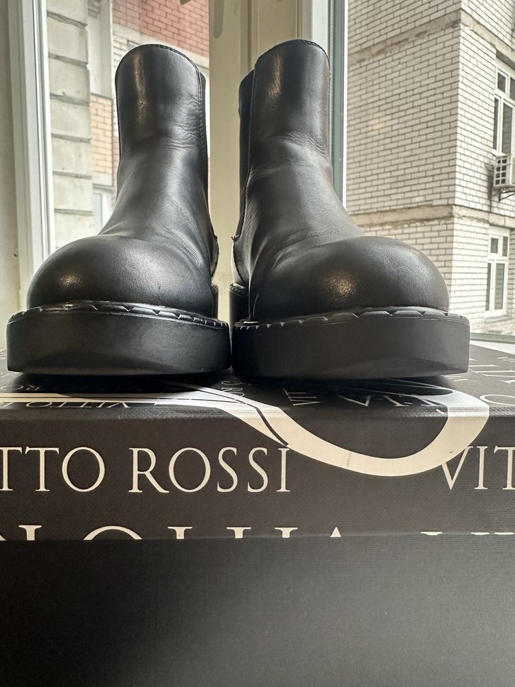 Челсі Vitto Rossi