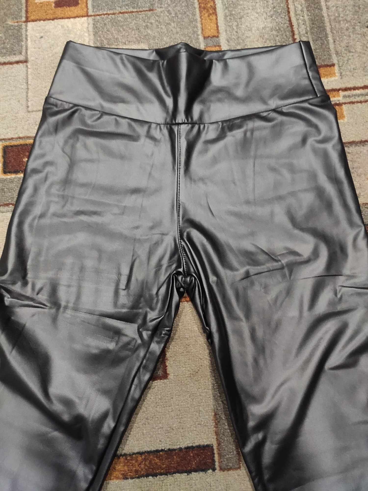 Женские кожаные лосины (штаны) на флисе M-L
