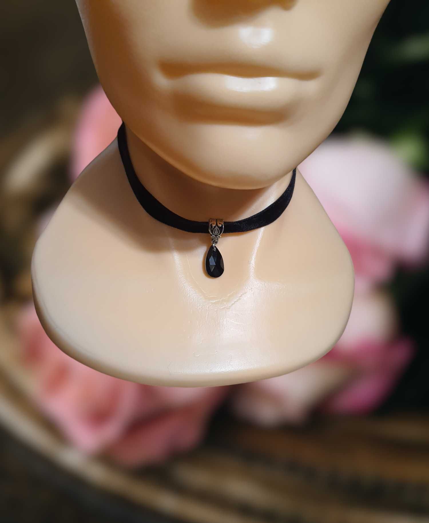 Elegancki Choker czoker aksamitka, czarny kryształ regulowana długość