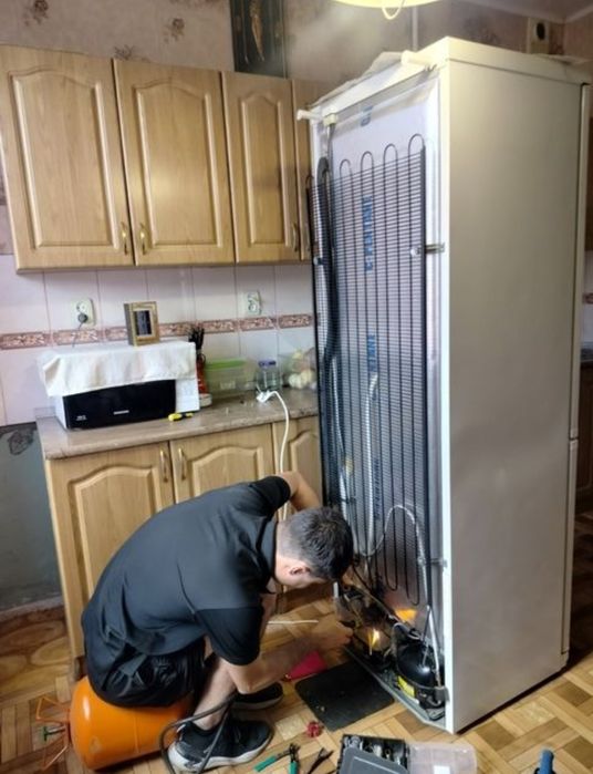 Ремонт холодильников сиральных  машин город пригород