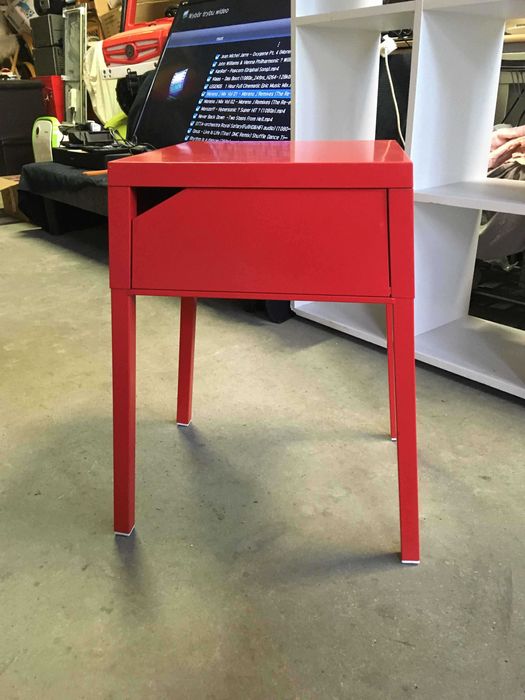 Stolik szafeczka metalowa czerwona