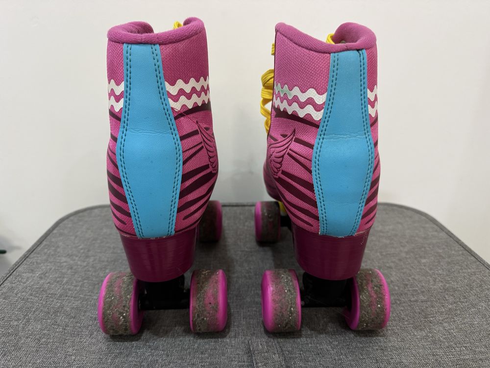 Patins de 4 rodas artistico