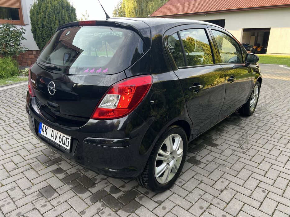 Opel Corsa 1.2 16v klima 180000km