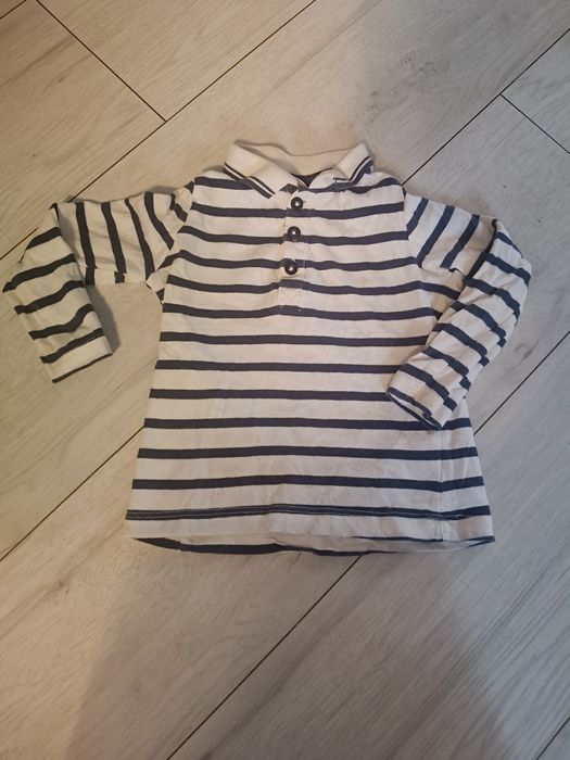 Biało granatowa koszulka z kołnierzem dlugi rękaw Pepco rozmiar 86 sta