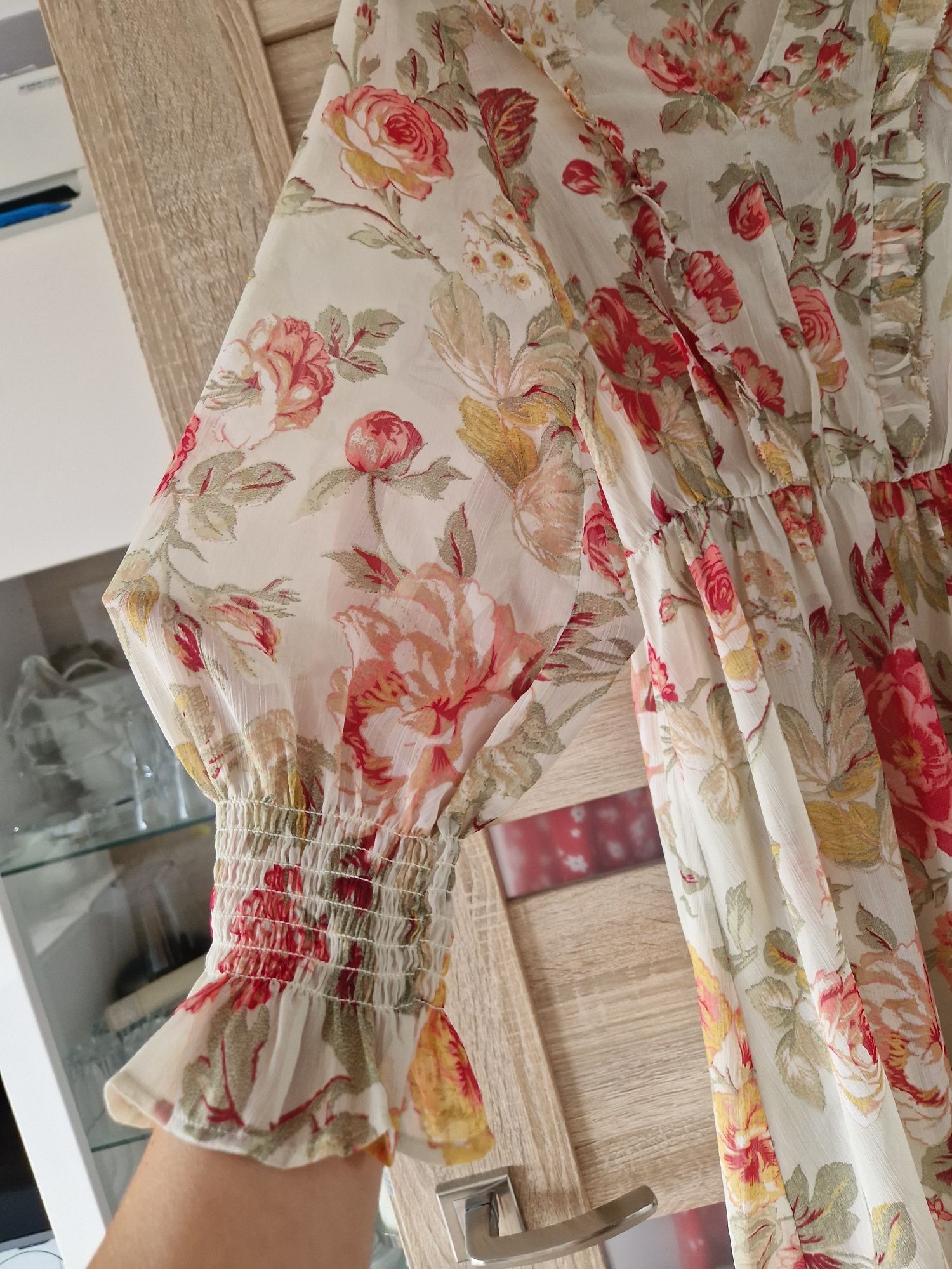 Sukienka w kwiaty h&m s