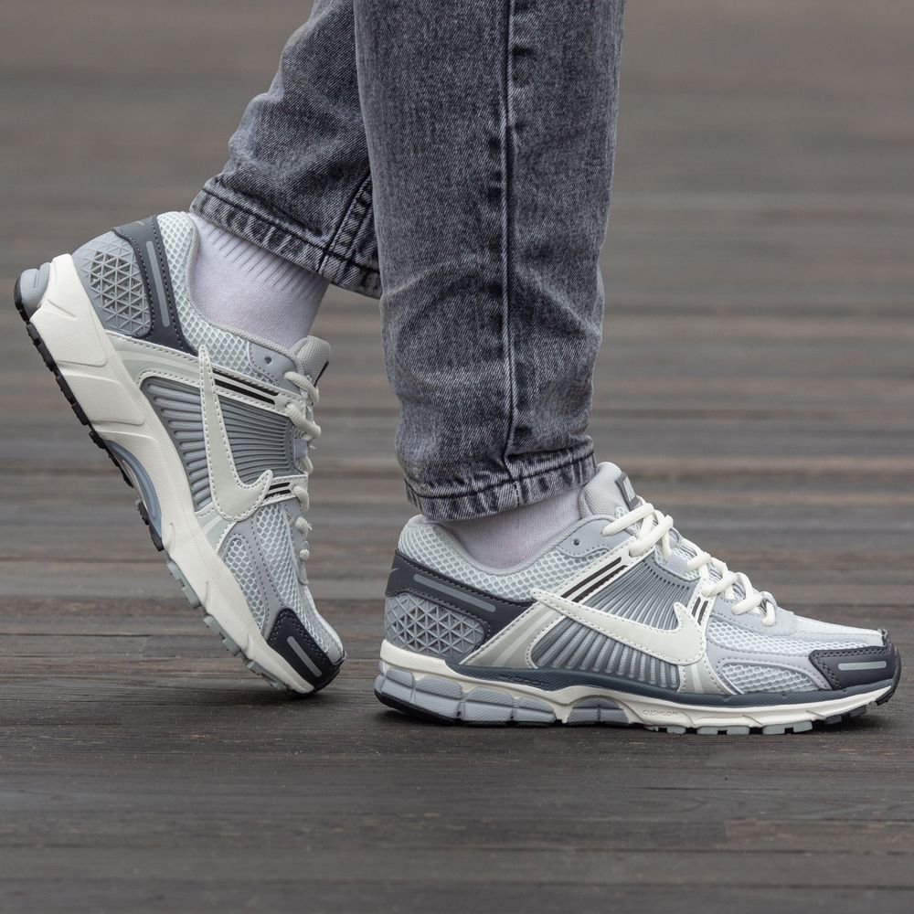 Кросівки Nike Zoom Vomero 5 Climacool Grey