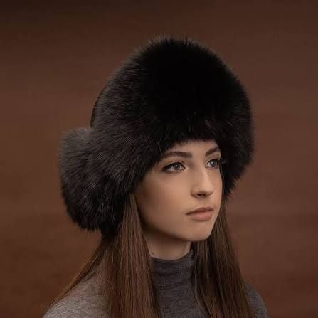 Модная ушанка -пилот замш/песец.