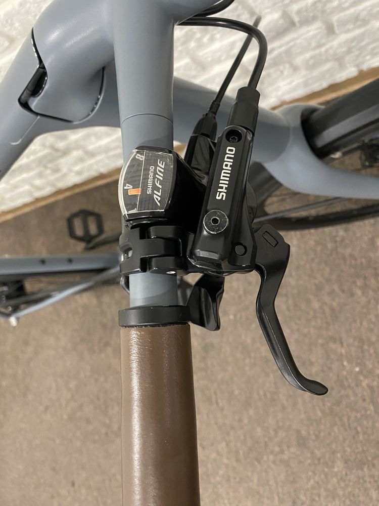 Canyon commuter 7.0 U10 dt swiss alfine pasek