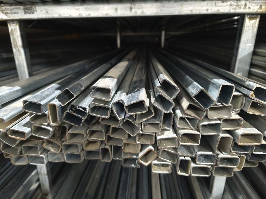 Профільна труба .РОЗПРОДАЖ! 17 грн кг.!