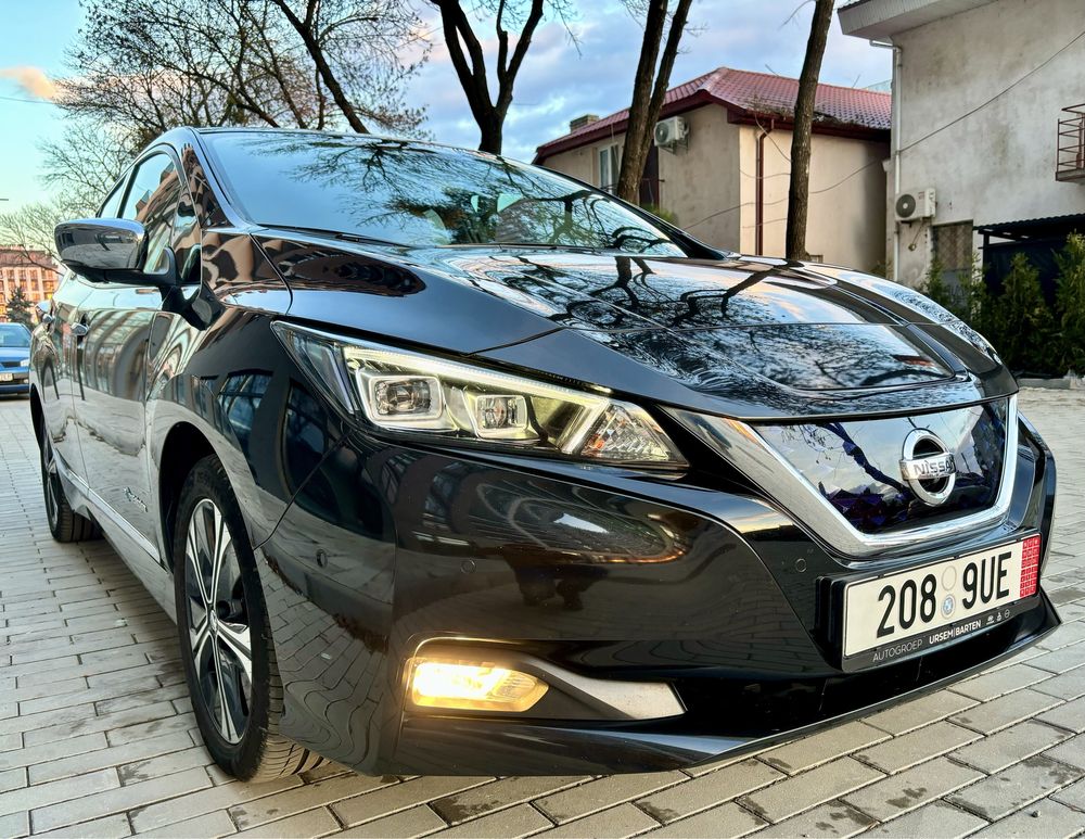 Nissan Leaf Tekna 40 kB