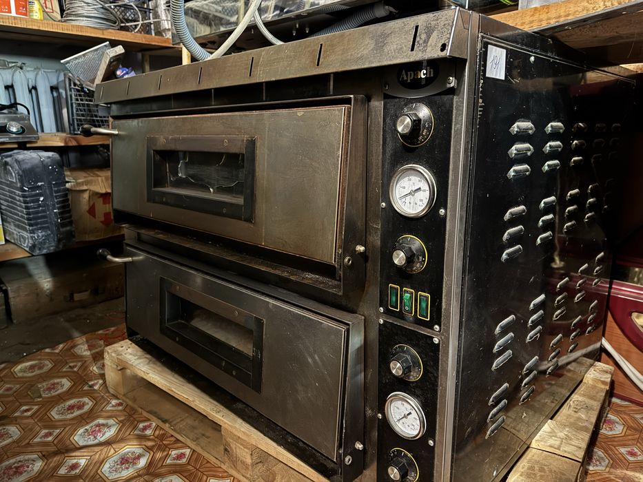 Піч для піци apach