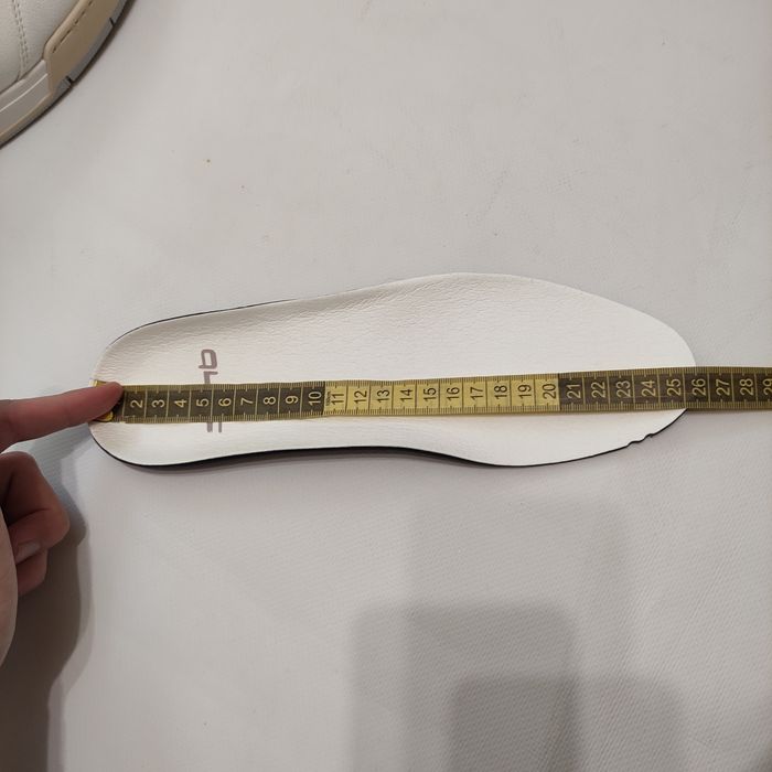 Кросівки qurc шкіряні жіночі