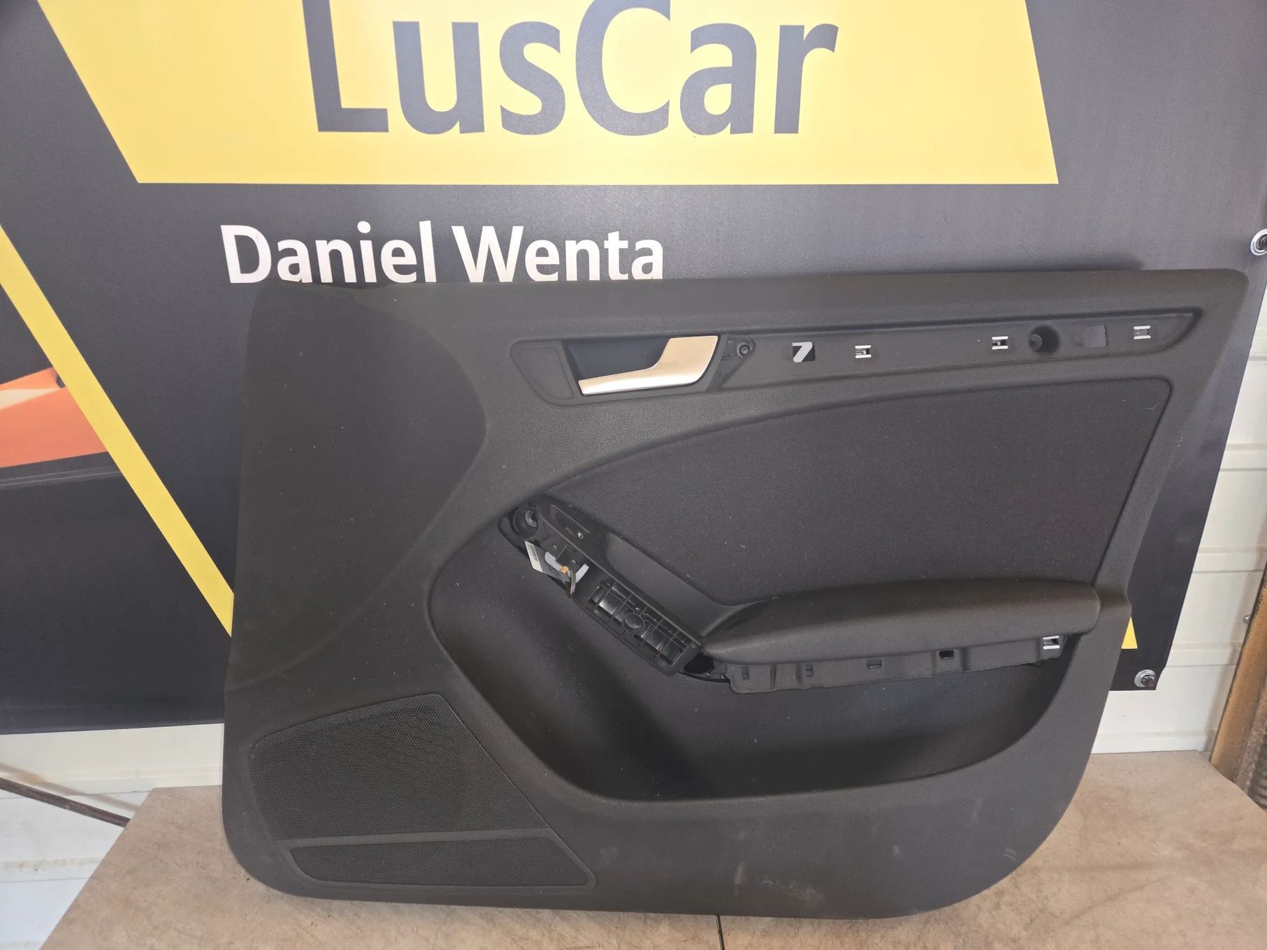KOMPLET BOCZKÓW SOUL TKANINA AUDI A4 B8 SEDAN