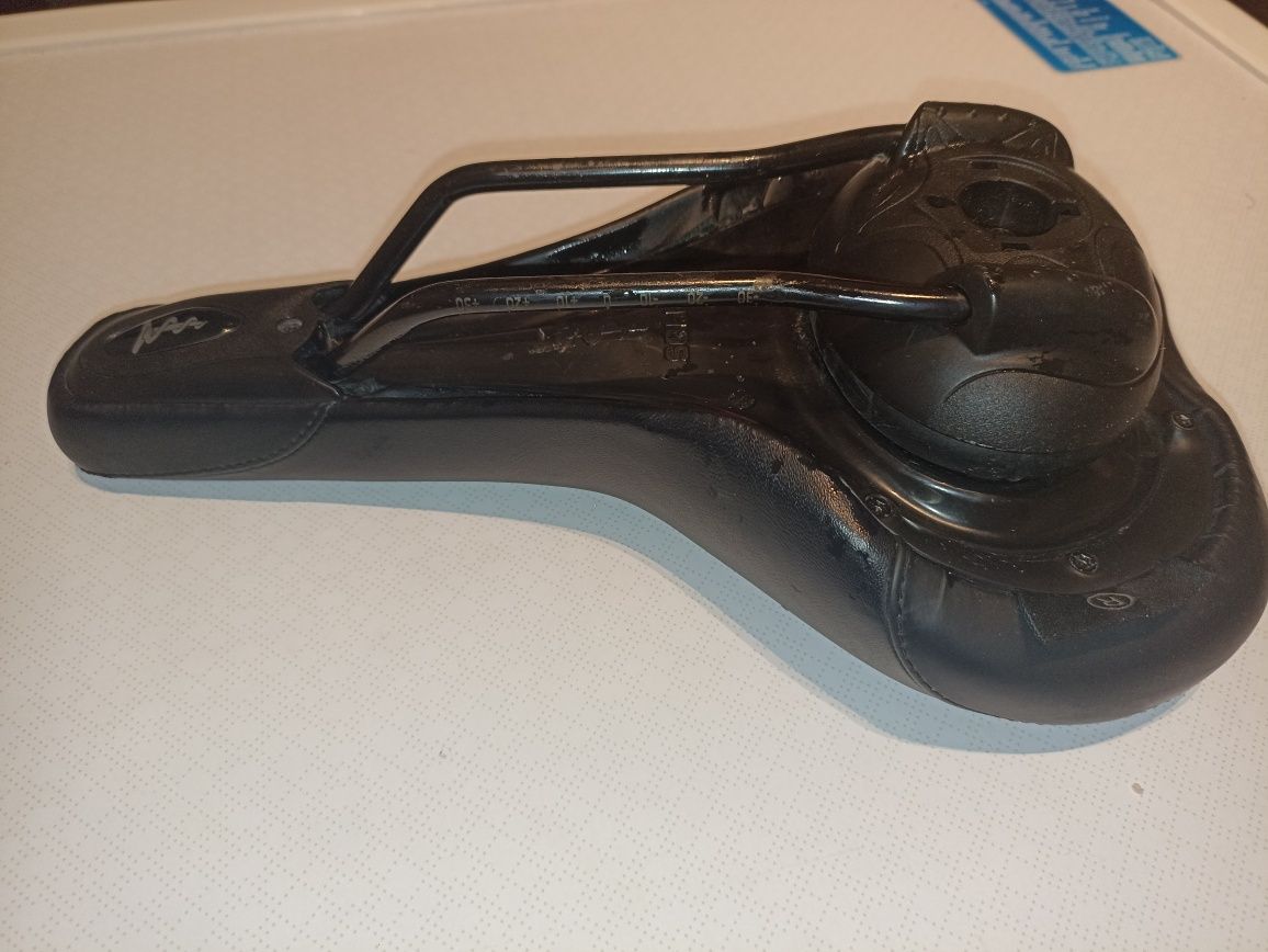 Siodełko 602 ERGOLUX active 2.0