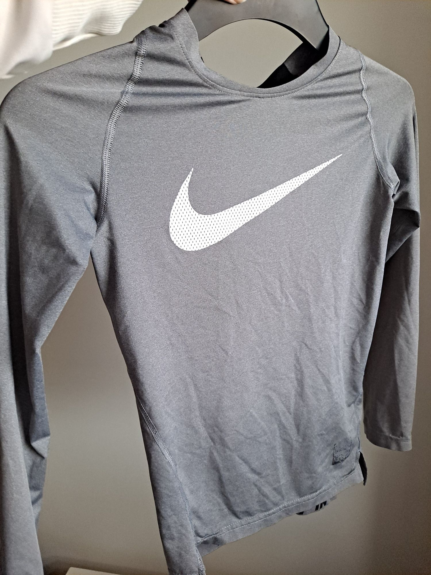 Nike pro bluzka 152cm