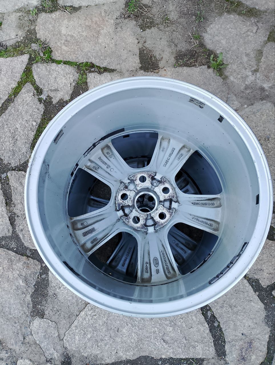 Диски R17 5X108 7J ET45
