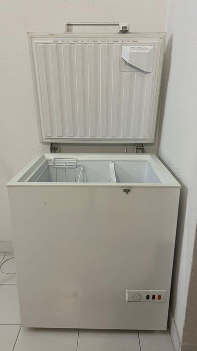 Arca congeladora horizontal da marca Balay