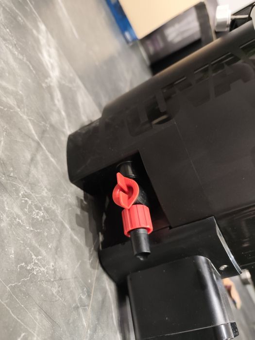Filtr zewnętrzny Fluval FX4 – jak nowy!