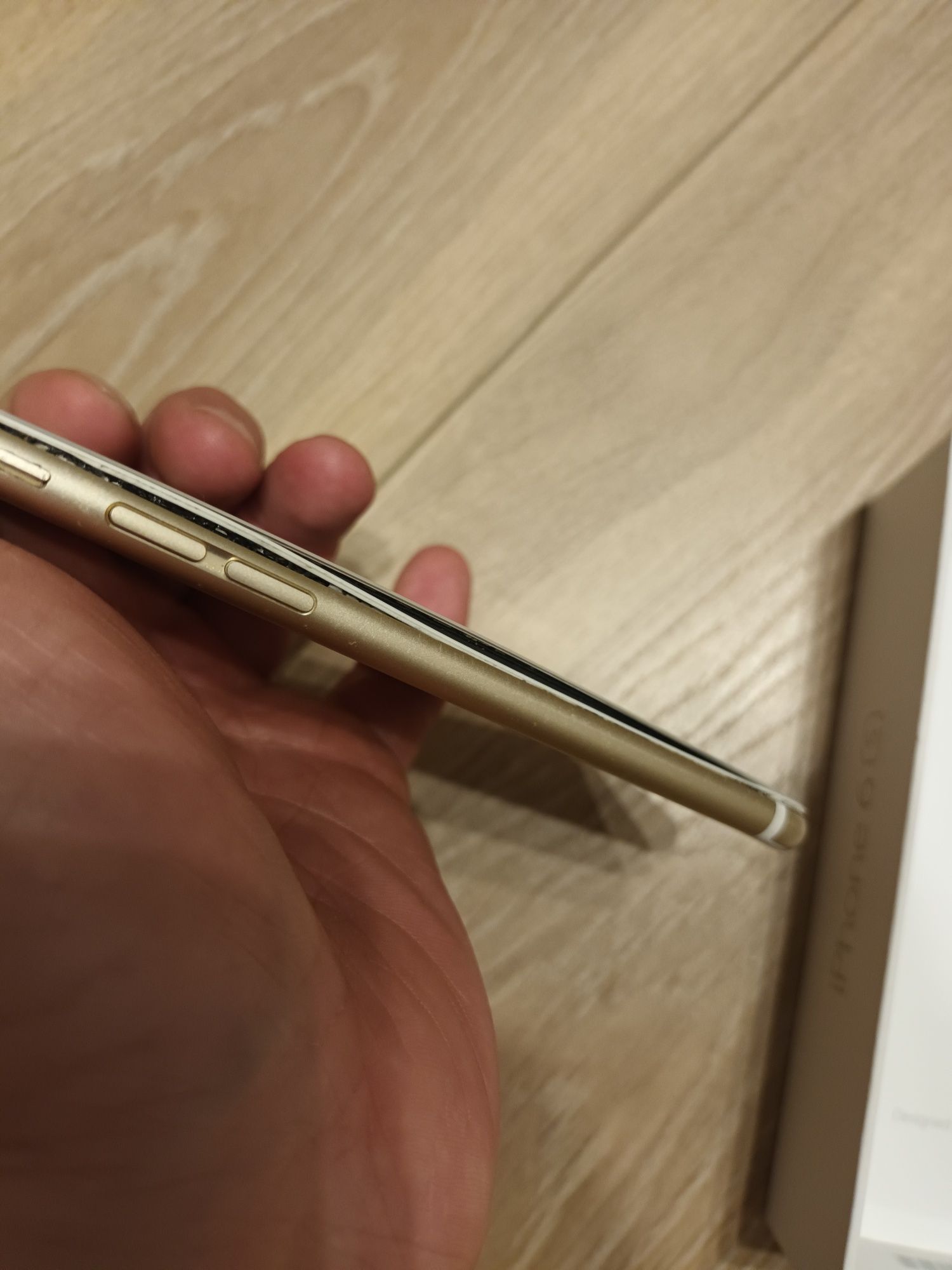 Iphone 6s, Gold 64GB, Uszkodzony