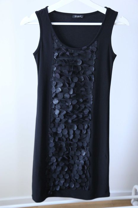 czarna sukienka Sabra z imitacja kół z przodu rozm. M