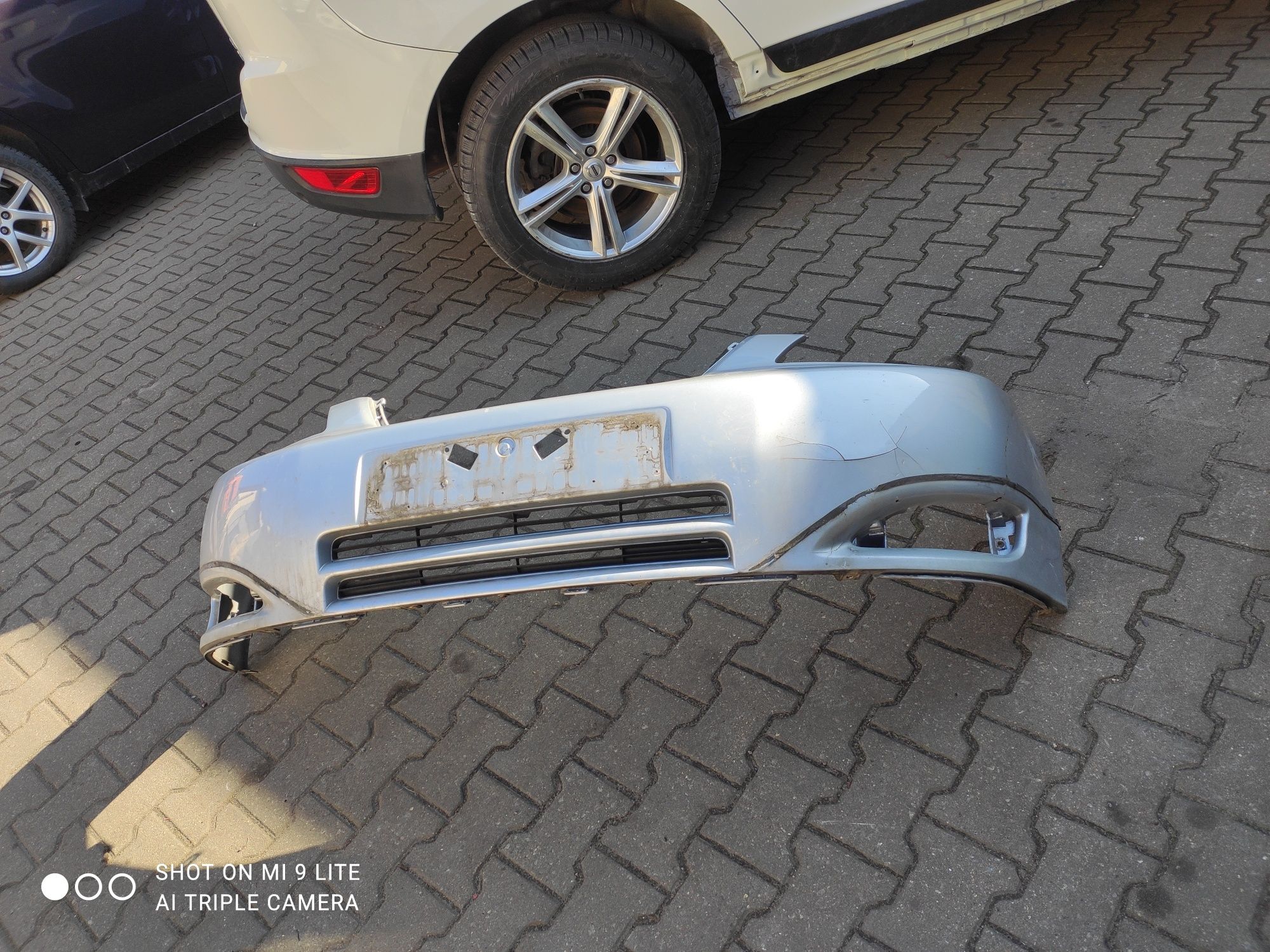 Zderzak przedni przód Toyota Corolla E12