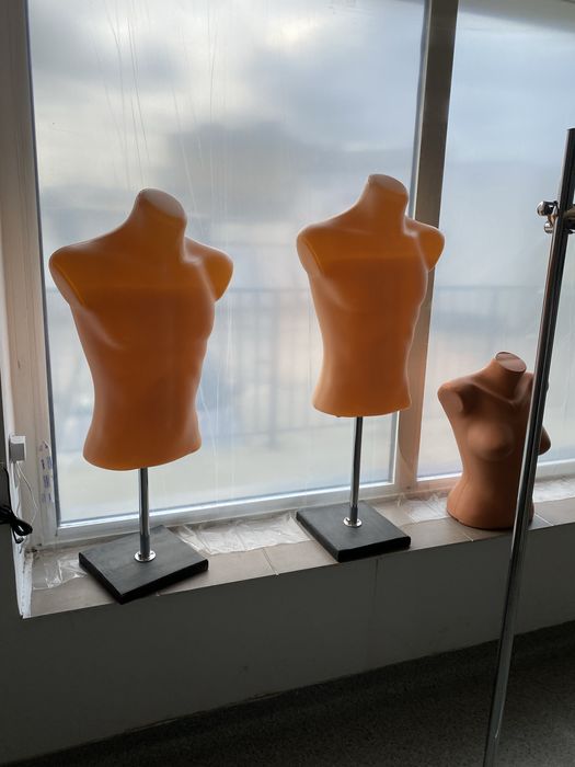 Tanio Sprzedam wyposażenie sklepu odzieżowego