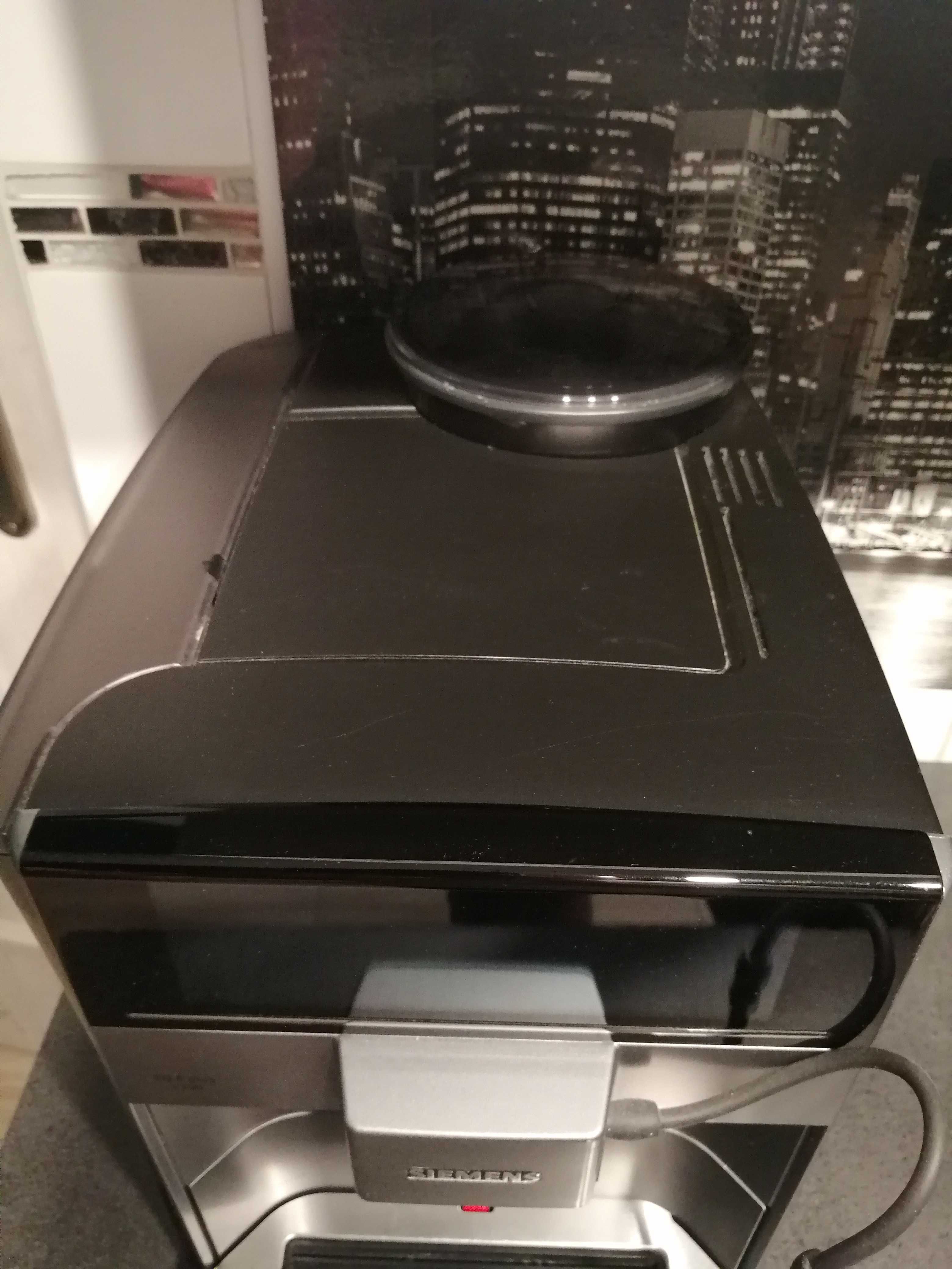 Ekspres do kawy SIMENS EQ. 6 s100