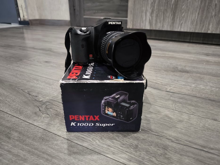 Pentax k100d super, дзеркальний фотоаппарат