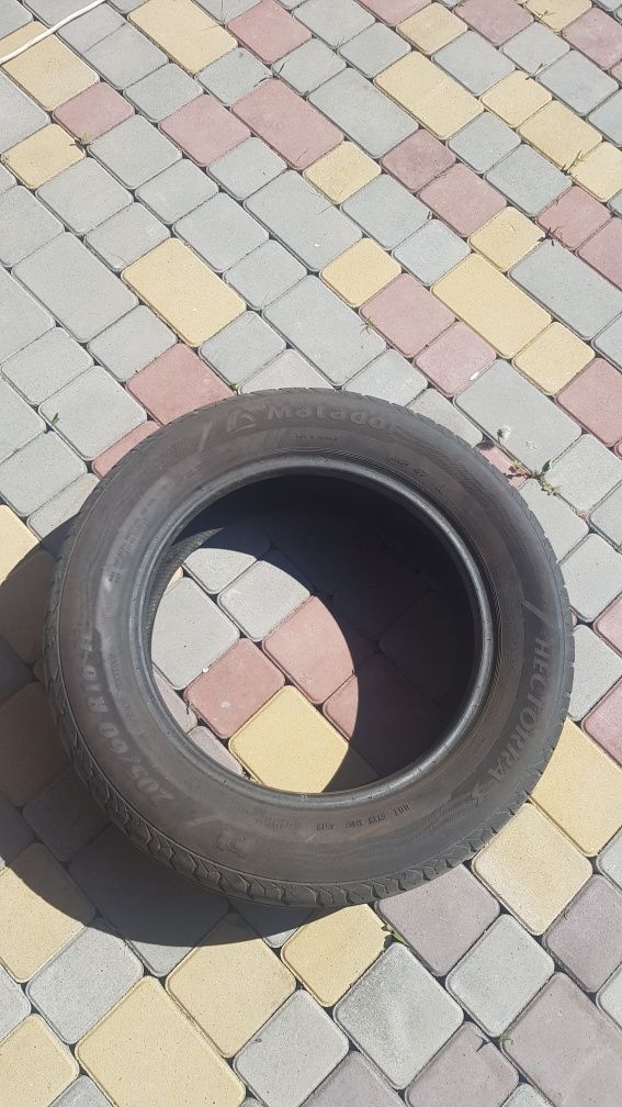 Шини 205/60 R16 H