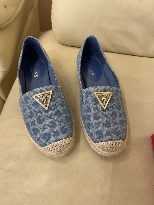 Взуття жіночк