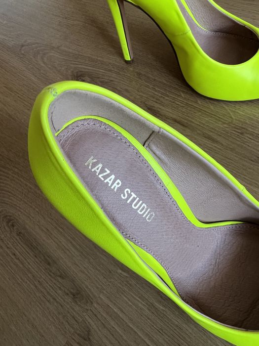 Туфлі лодочки Kazar studio