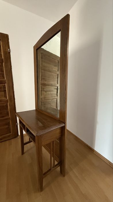 Toaletka tremo dębowa