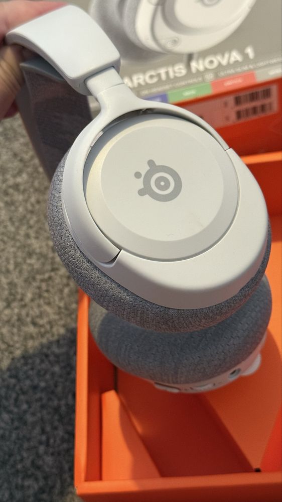 Słuchawki Steelseries Arctis Nova 1 biale szare przewodowe