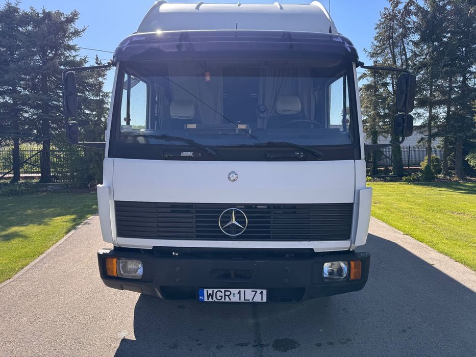 Mercedes-Benz 814  Mercedes-Benz 814 kontener, winda, webasto, sypialka