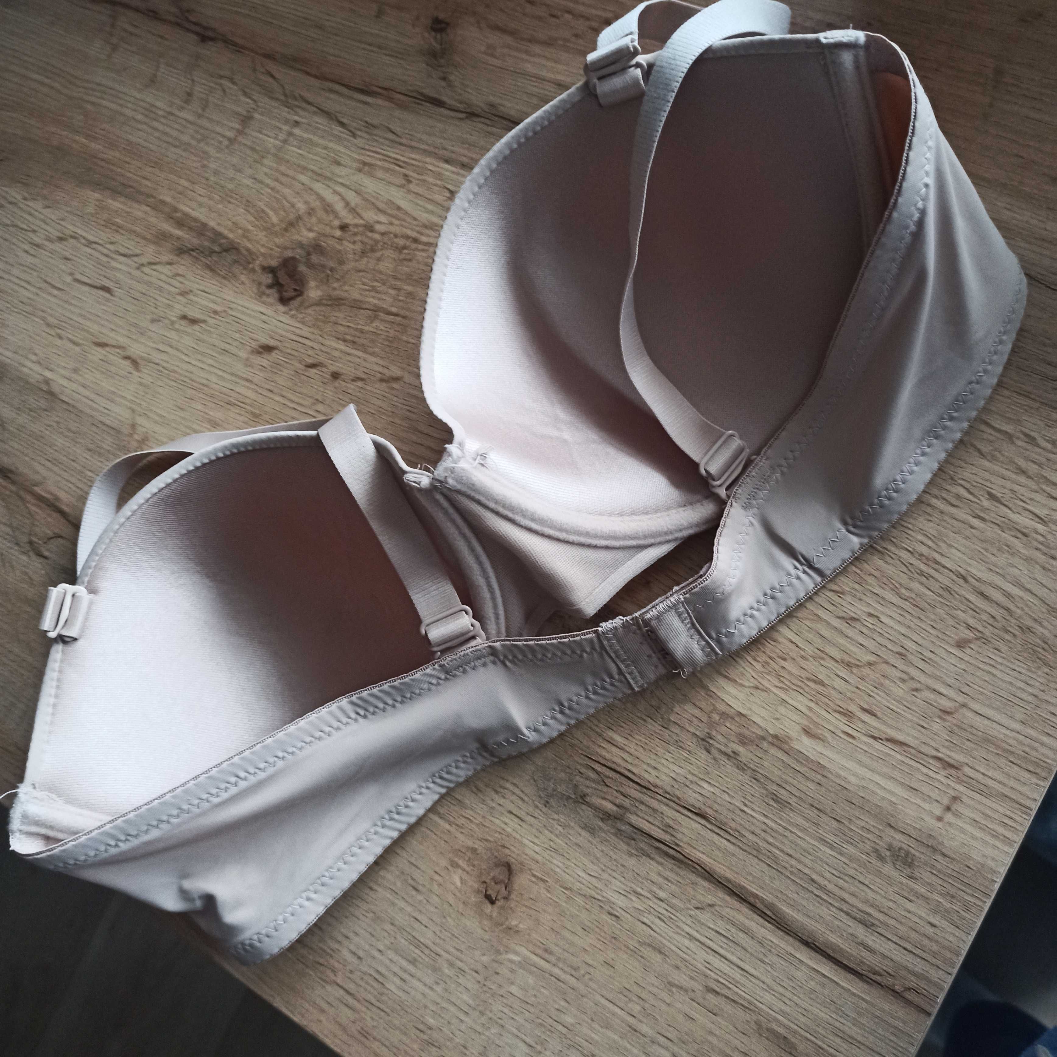 Nowy biustonosz beż nude gładki 90C