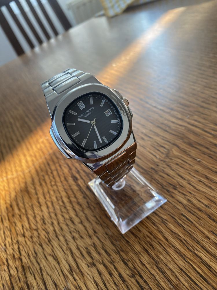 Patek Philippe Nautilus Grey zegarek nowy męski