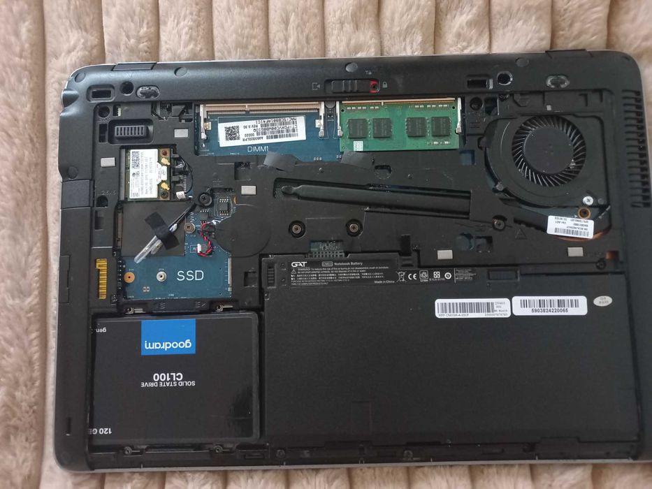 Laptop HP ELITEBOOK 840 G1 14" Intel Core i5-4300U 4GB / 120GB SSD