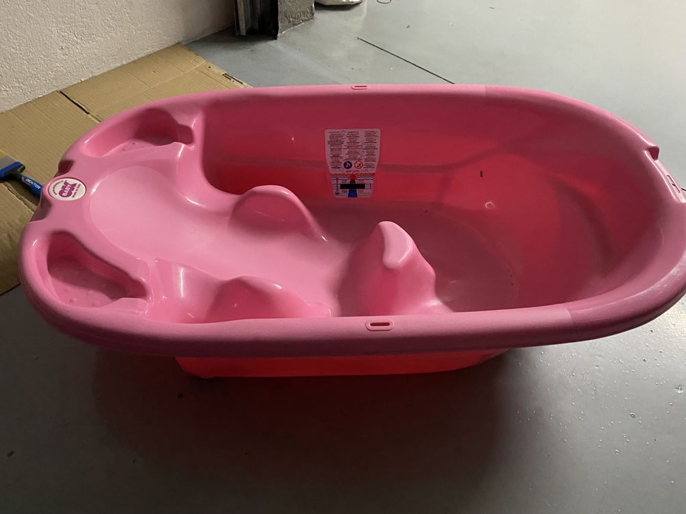 Banheira bebé cor de rosa
