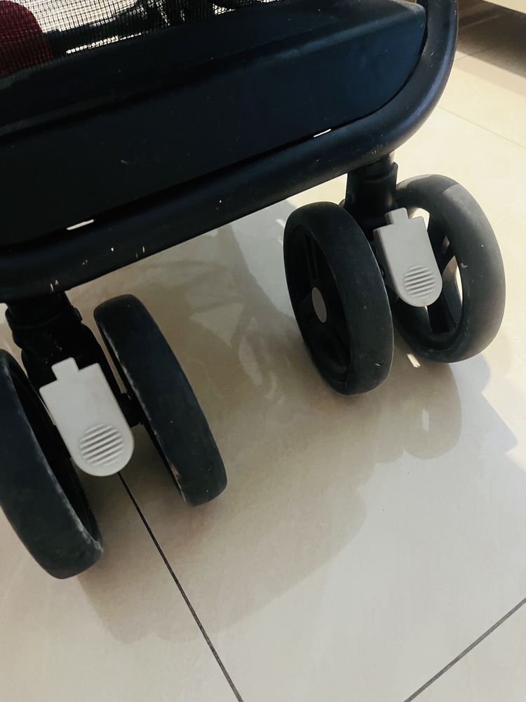 Carrinho de Bebé dobrável