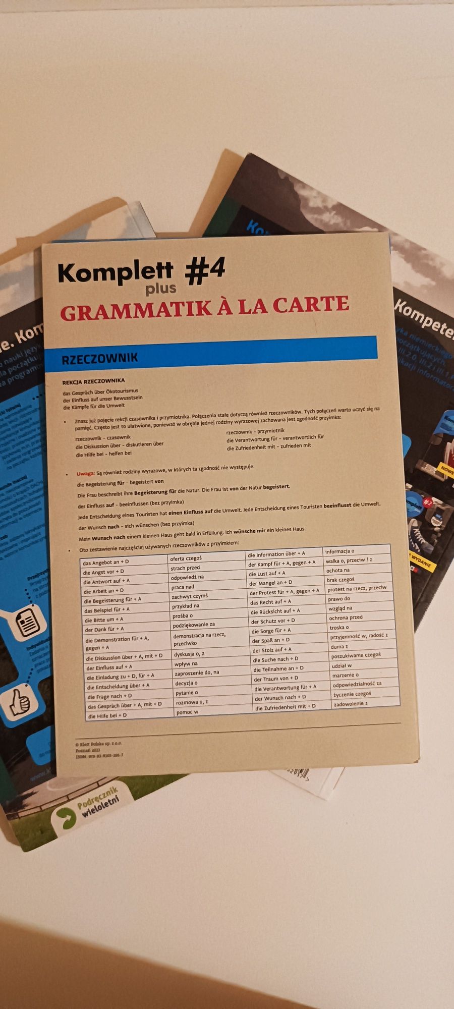 Książka + ćwiczenia komplett plus 4 język niemiecki