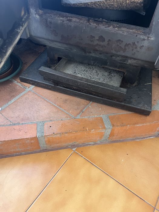 Salamandra a lenha c/ tubos incluidos