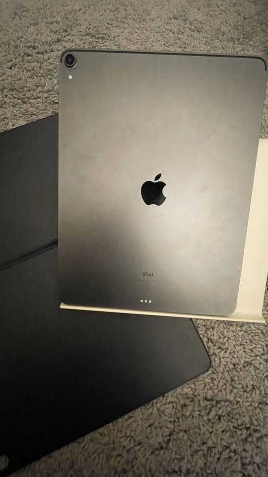 Ipad Pro 12.9" (3a geração) + capa + carregador 15w + apple pencil
