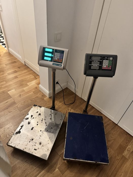 Waga magazynowa elektroniczna 300 kg – sprawna, 2 sztuki