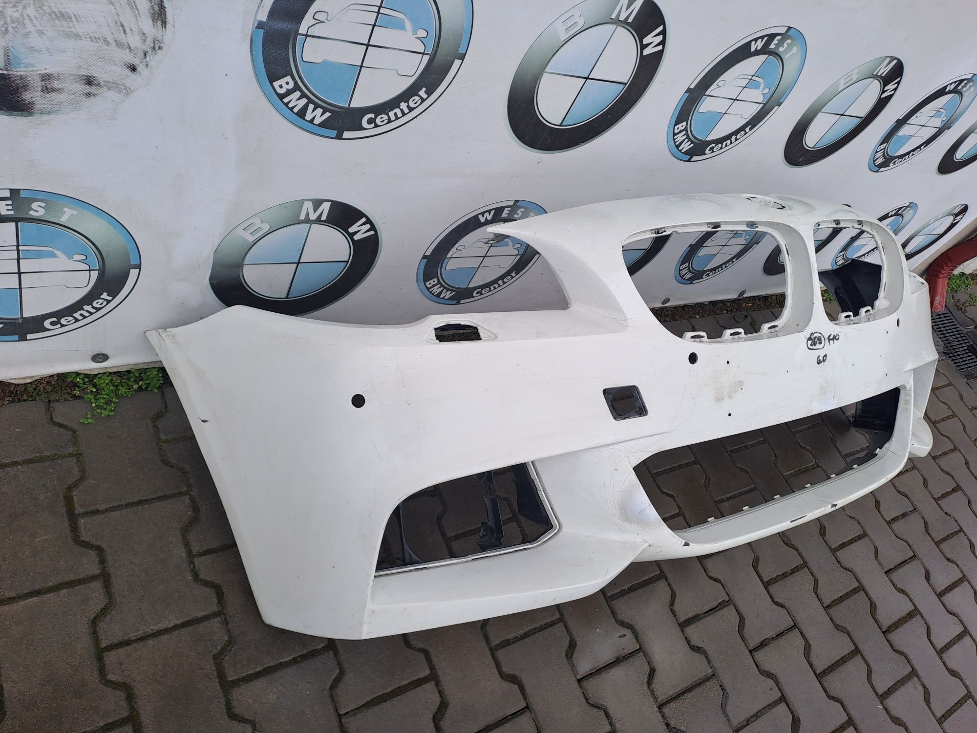 Бампер передній рестайлінг М стиль бмв ф10 ф11 передній бампер bmw f10