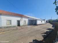 Moradia T4 para venda