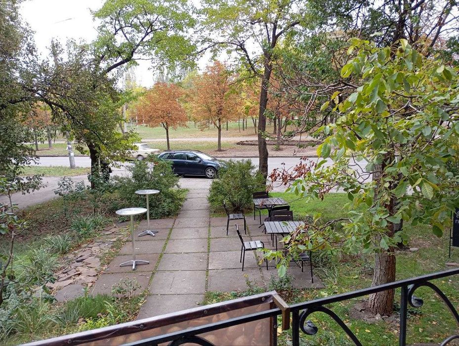 продаж комерційного приміщення на Вечірньому Бульварі