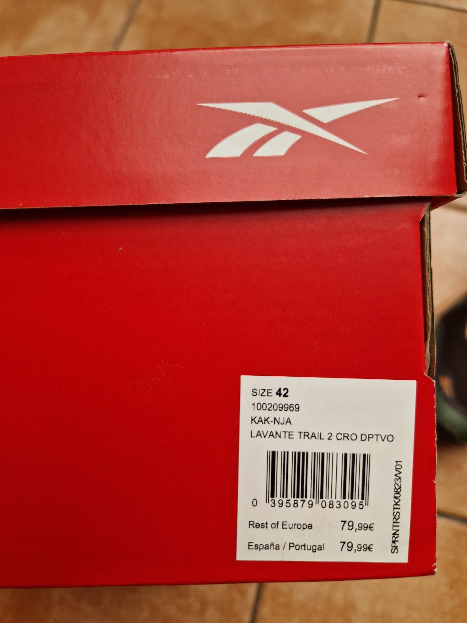 Reebok men sneakers