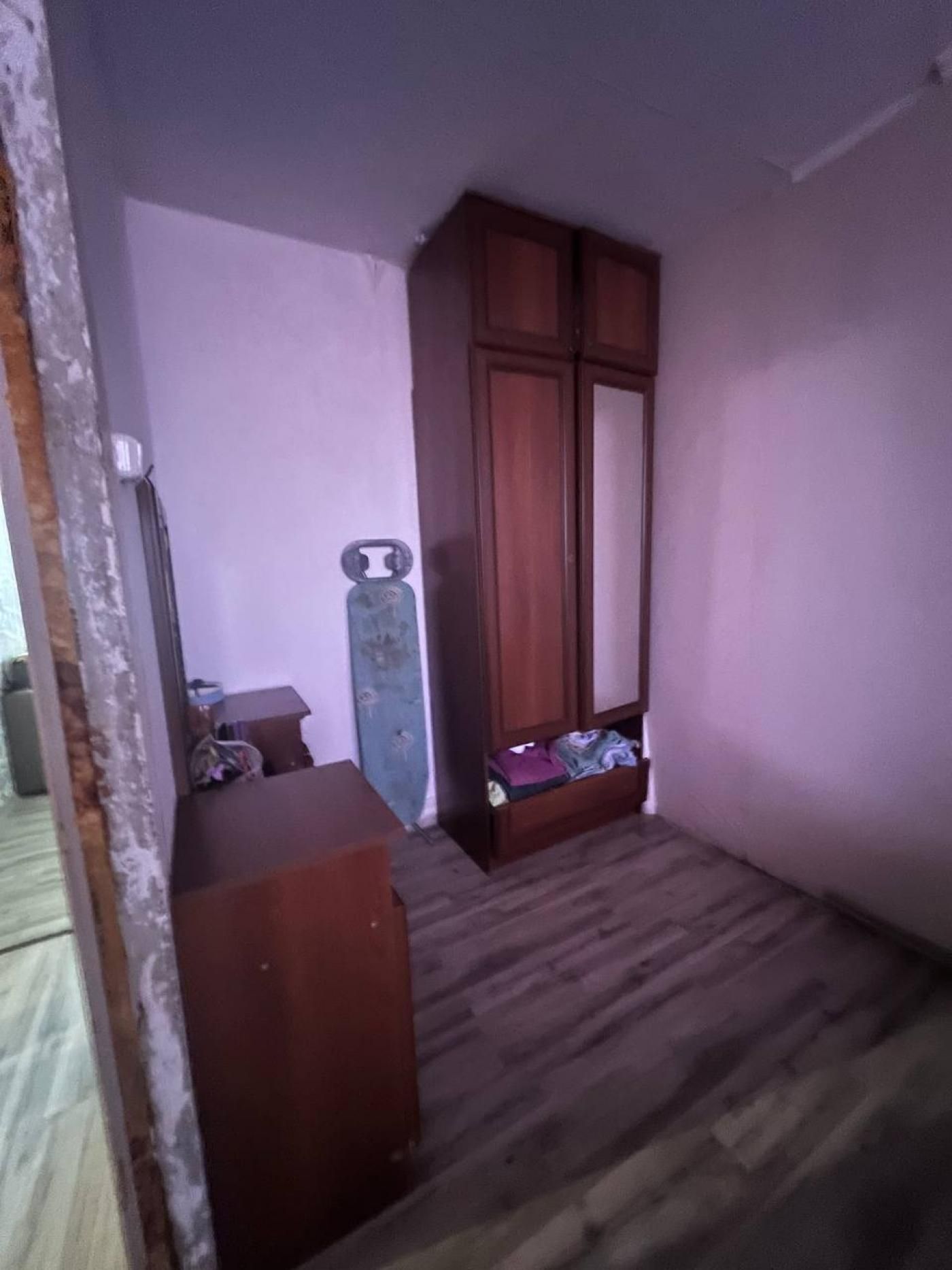 Продам 3-комнатную квартиру в г. Змиев, район Микрорайон