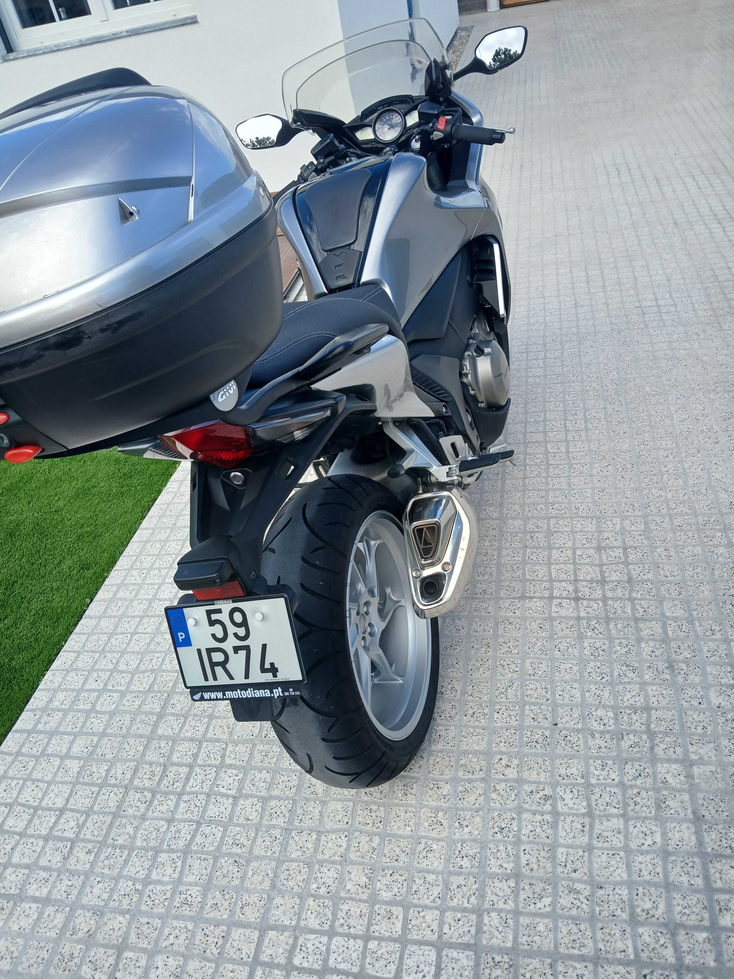 Honda VFR 1200 F