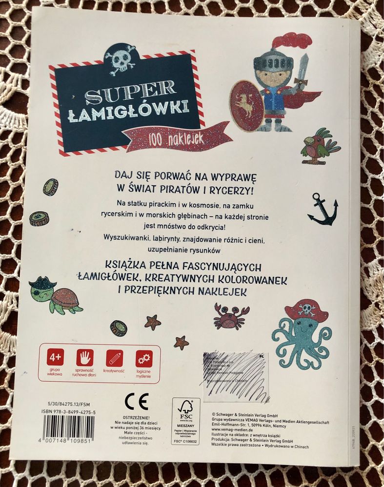 Fajna książka z łamigłówkami – ze 100 naklejkami